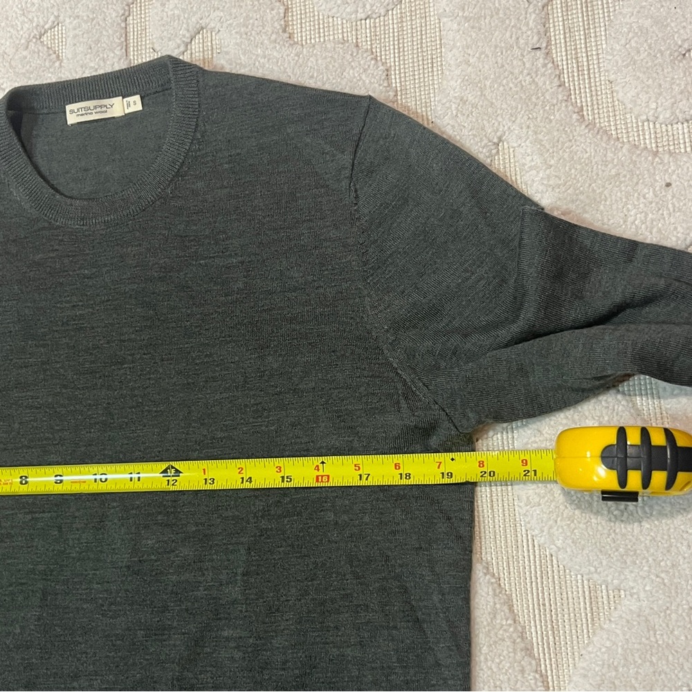 Suitsupply Charcoal Merino Wool Crewneck Sweater - Picture 6 of 7